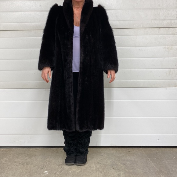 Fur Coat - Picture 7 of 13